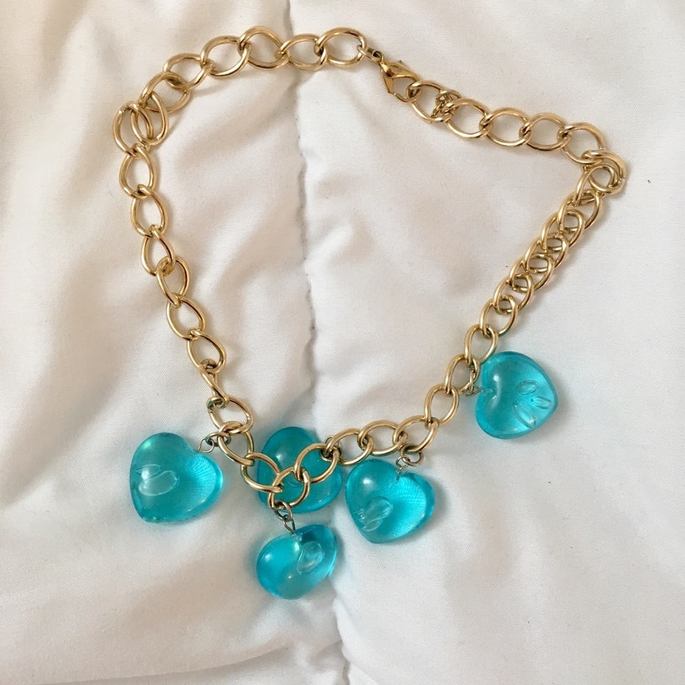 BUNDLE of necklaces!! (5ct)